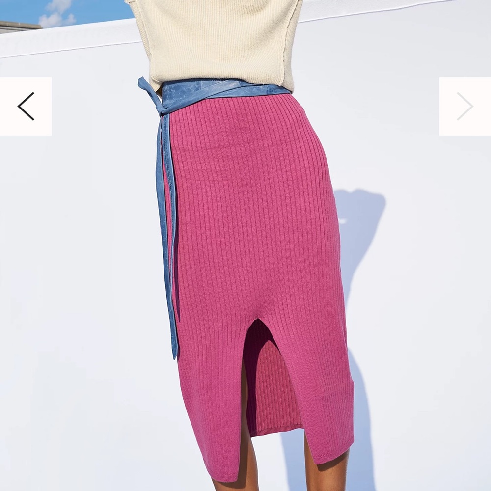 Free People Pink Skirt. Great condition! Size S